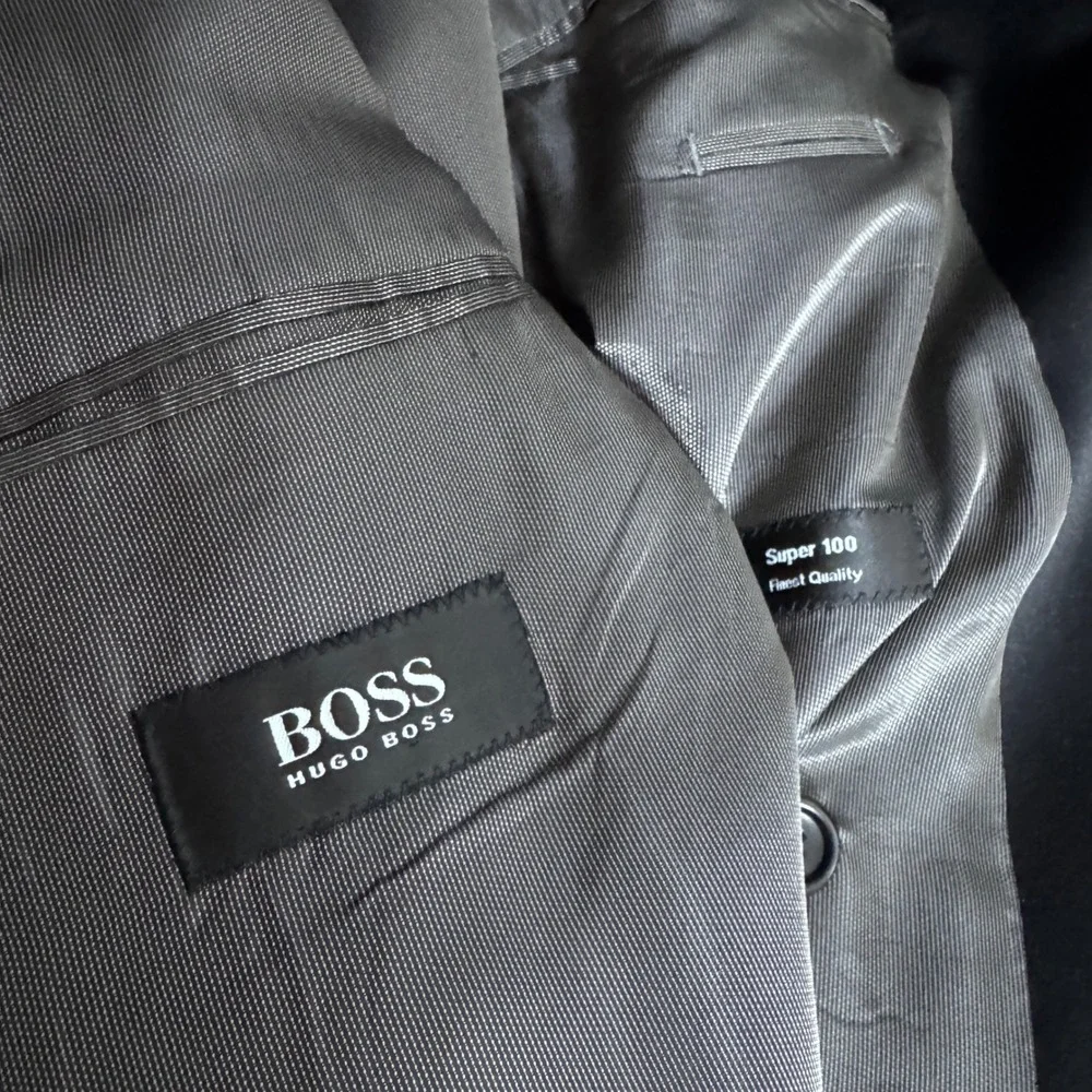 Hugo Boss Tuxedo Blazer Mens 42L Black Solid Double Breasted Peak Lapel Vintage
